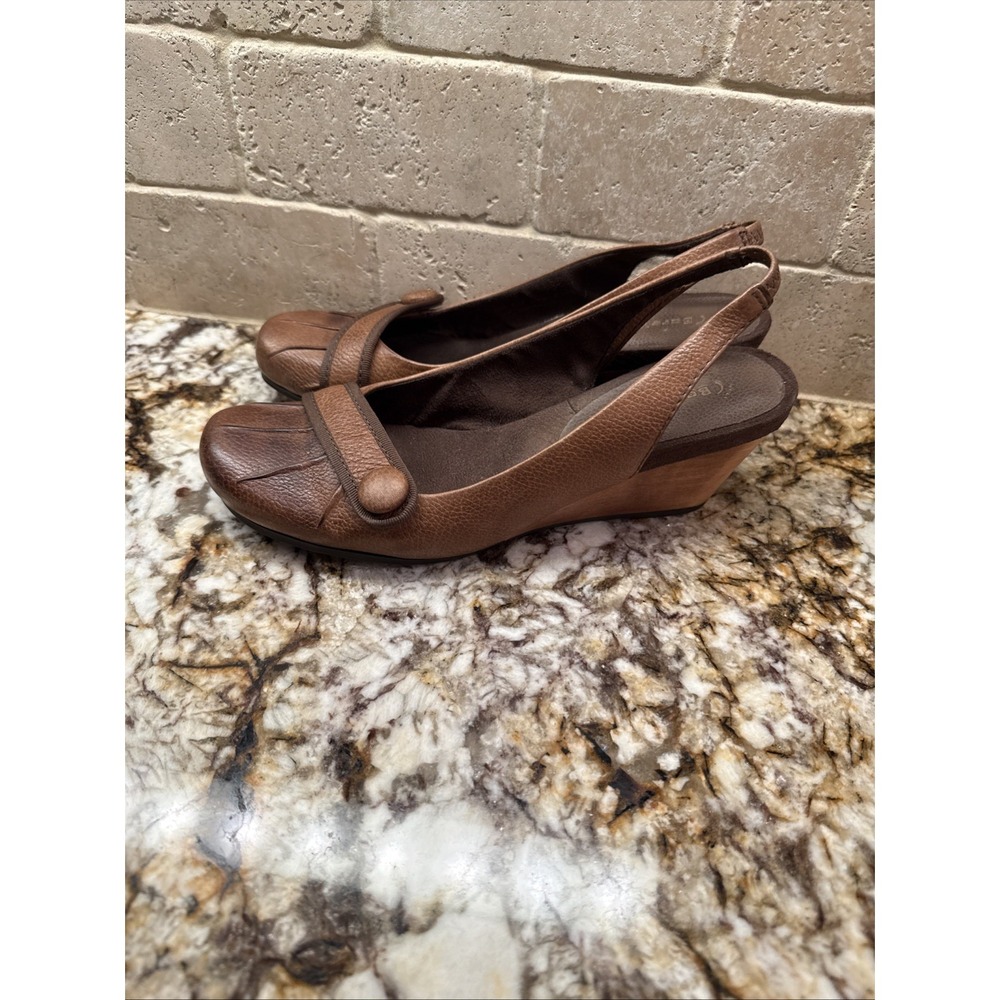 Baretraps Danielle Sandals Size 8.5 Brown Leather Slingback Comfort Shoes